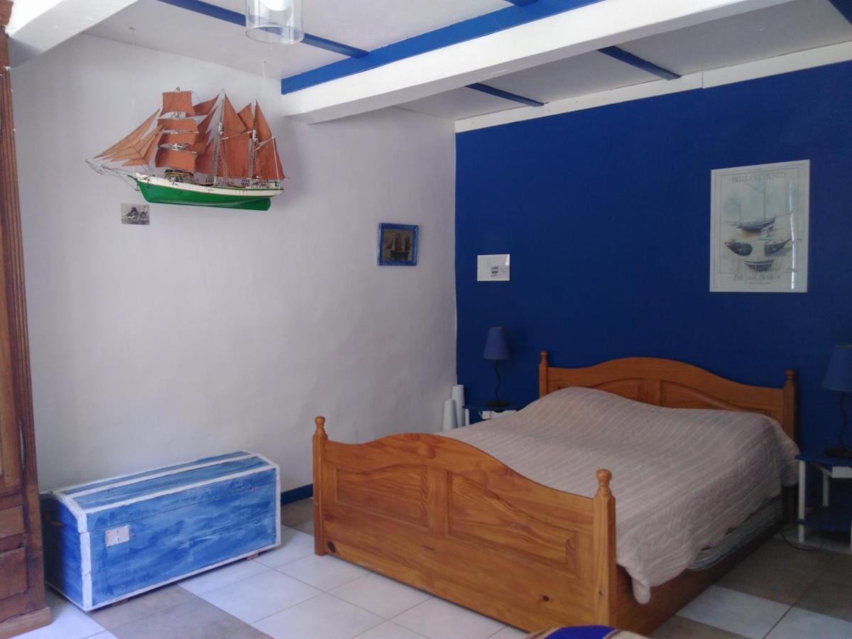 La Sourciere D'Eros Hotel Bellesserre Kültér fotó